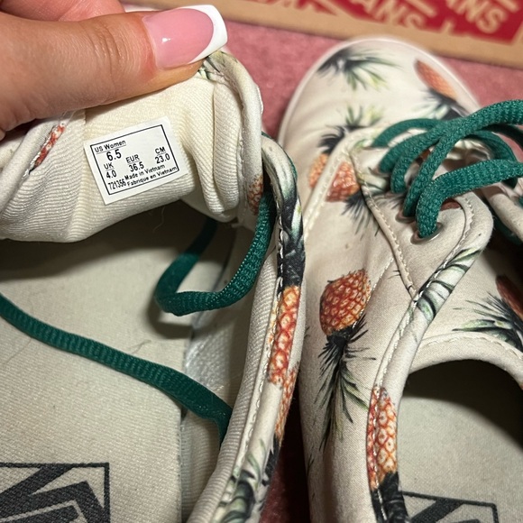 Vans Pineapple Shoes - Picture 5 of 5